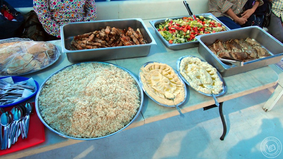 อาหารบนเรือนำเที่ยว Aqaba