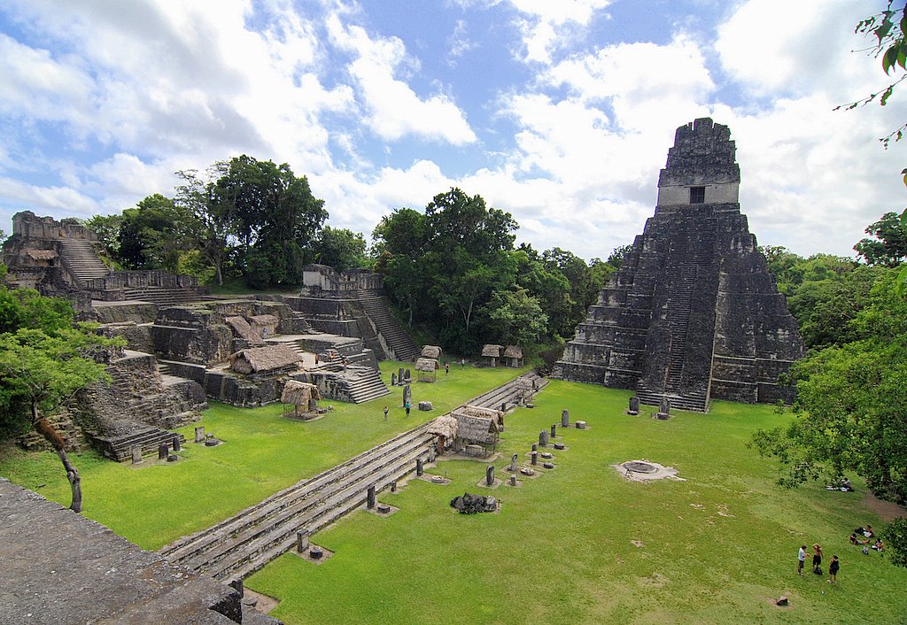 Tikal เมืองโบราณในป่ากัวเตมาลา - ภาพจาก Flickr  Ken Douglas