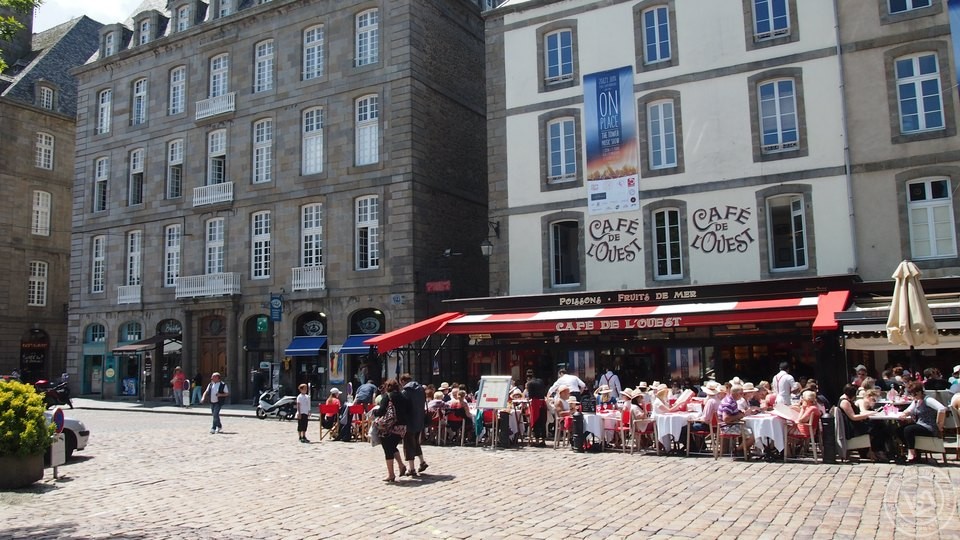 Saint Malo Cafe