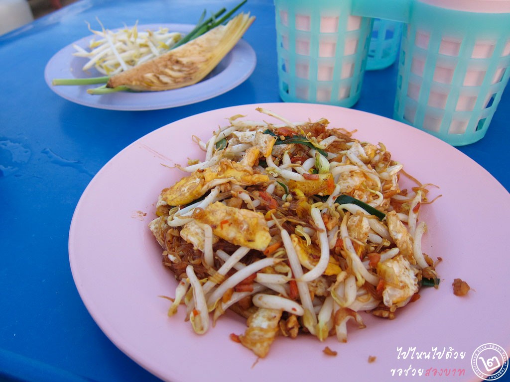 ผัดไท อาหารไทยยอดฮิตในโลกตะวันตก ส่วนหนึ่งอาจเป็นเพราะรสชาติไม่เผ็ดเกินไป