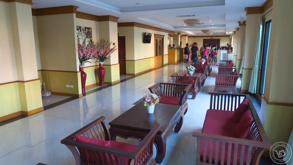 โรงแรมรอยัล นาคารา หนองคาย Royal Nakhara Hotel Nongkhai 